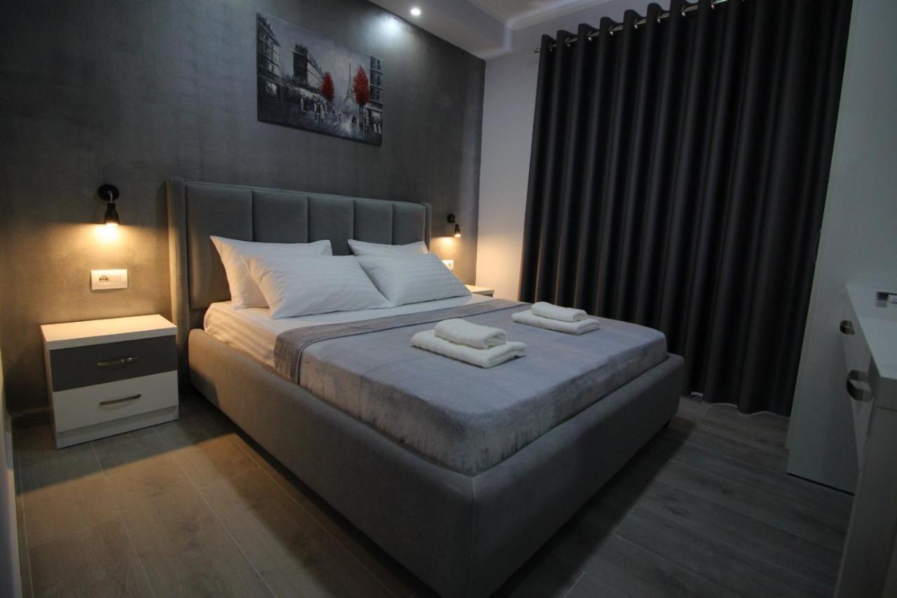 J&M Luxury Apartments Saranda Exterior photo