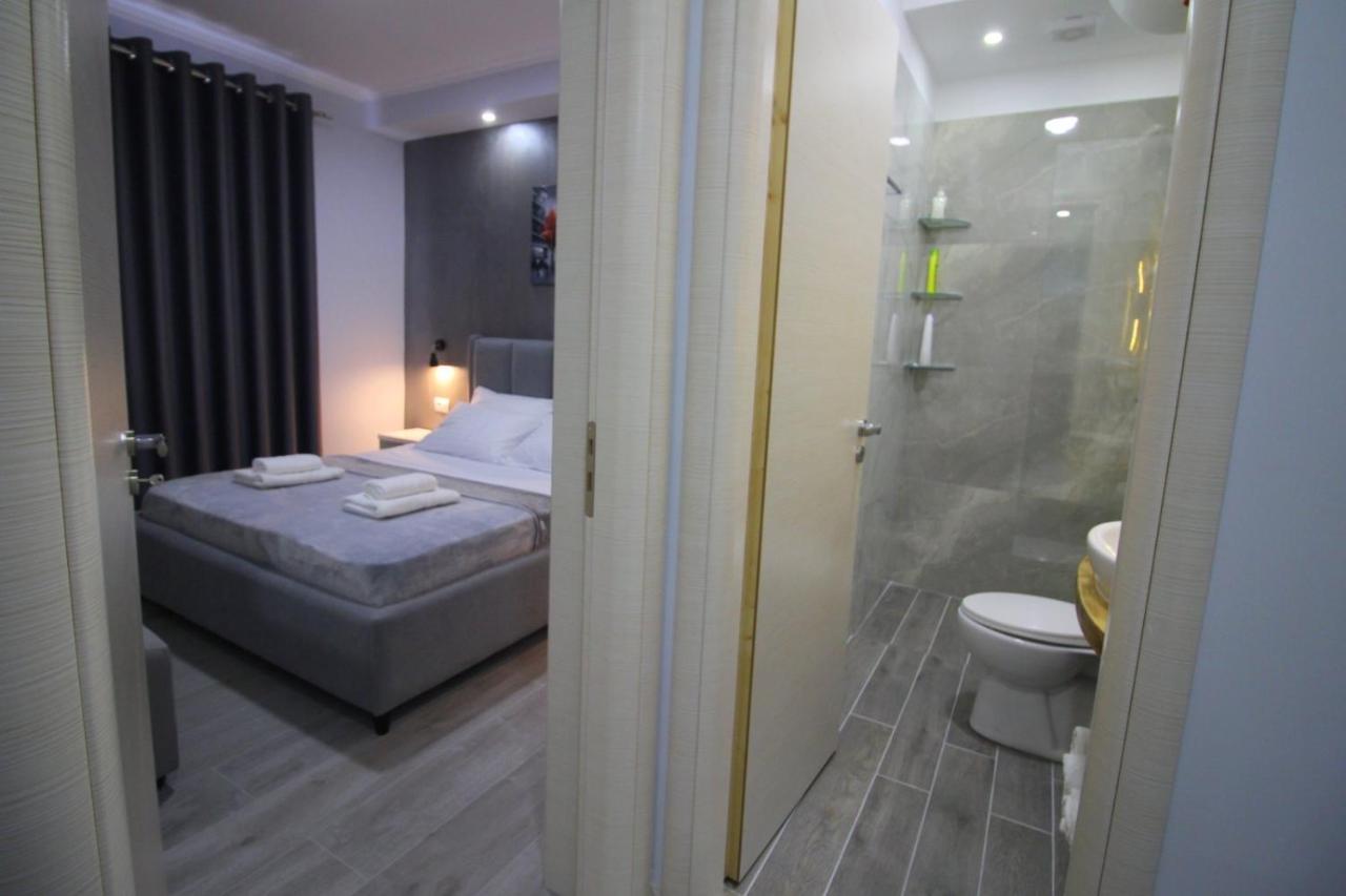 J&M Luxury Apartments Saranda Exterior photo